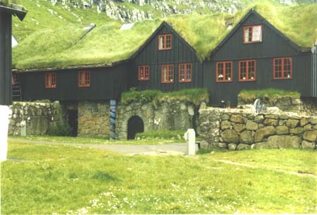 Færøerne27 Streymoy Kirkjubøur kongsgården